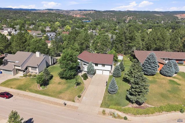 3115 HOGAN CT, Rapid City, SD 57702