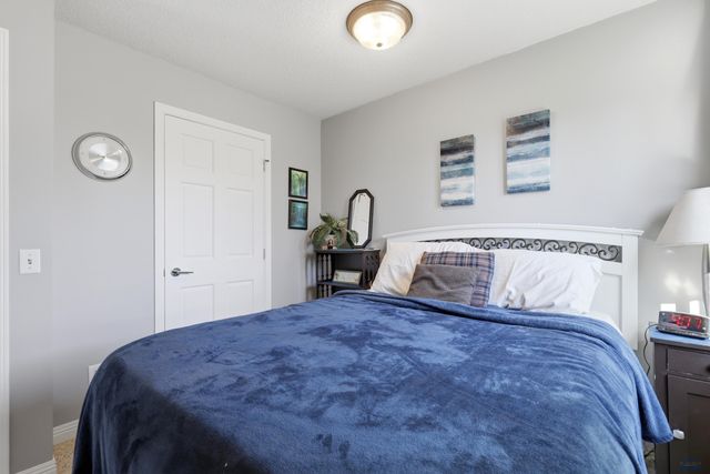 3115 HOGAN CT, Rapid City, SD 57702