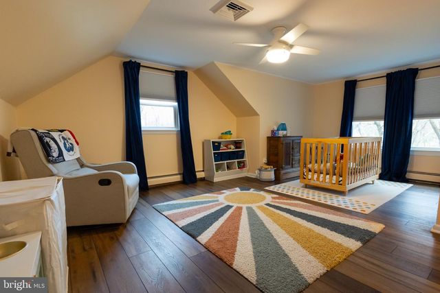 196 HOPEWELL WERTSVILLE RD, Hopewell, NJ 08525