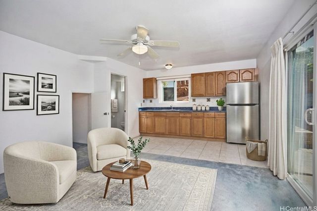 4711 Likini Street, Honolulu, HI 96818