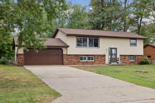 350 Sanburnol Drive NE, Spring Lake Park, MN 55432