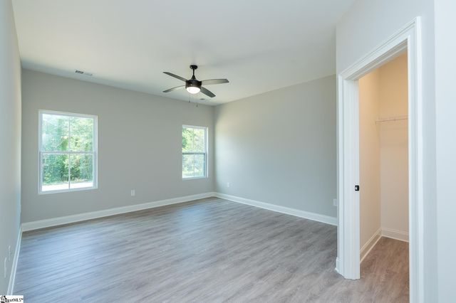 486 Hellams Road, Gray Court, SC 29645
