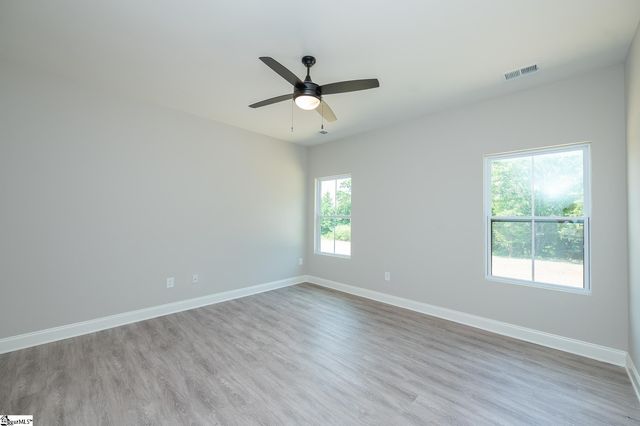 486 Hellams Road, Gray Court, SC 29645