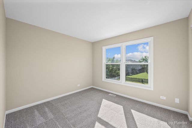 1831 Haverford Drive, Algonquin, IL 60102