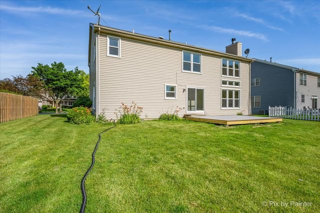1831 Haverford Drive, Algonquin, IL 60102