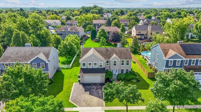 1831 Haverford Drive, Algonquin, IL 60102