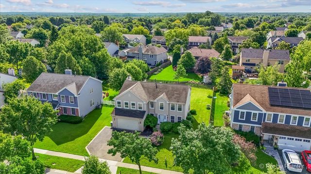 1831 Haverford Drive, Algonquin, IL 60102