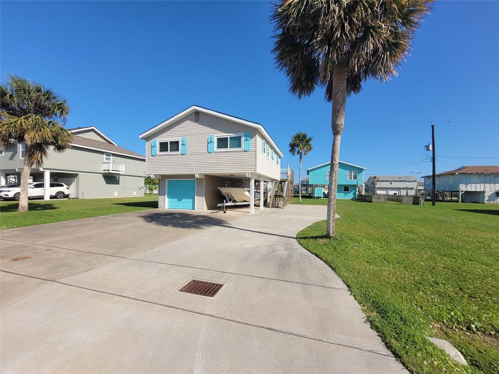 16607 Henry Morgan RD, Jamaica Beach, TX 77554