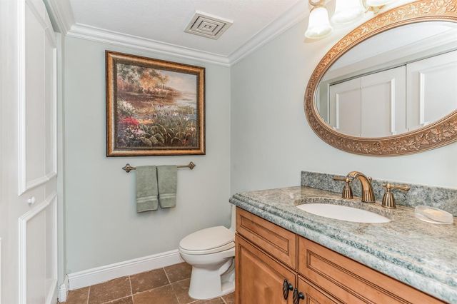 4000 N OCEAN Drive 401, Singer Island, FL 33404