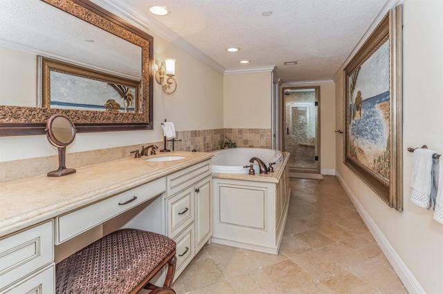 4000 N OCEAN Drive 401, Singer Island, FL 33404