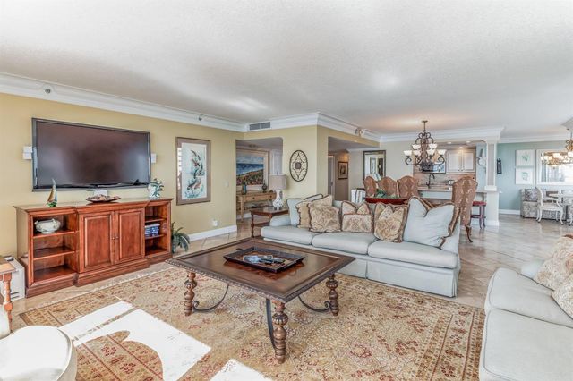 4000 N OCEAN Drive 401, Singer Island, FL 33404