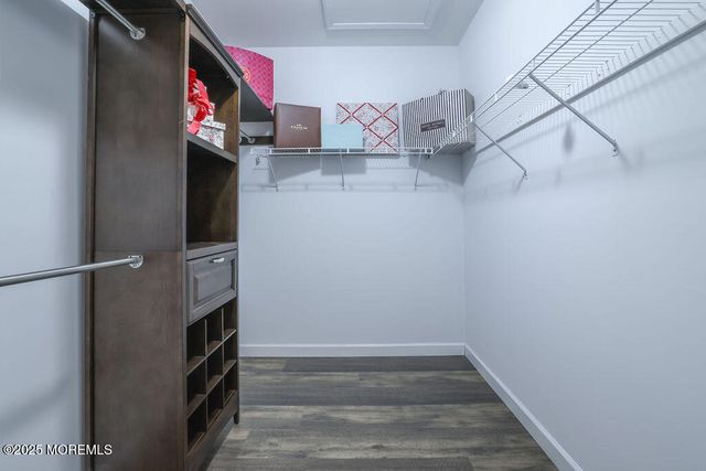 5 Popper Street, Manahawkin, NJ 08050