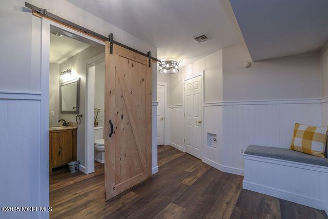 5 Popper Street, Manahawkin, NJ 08050