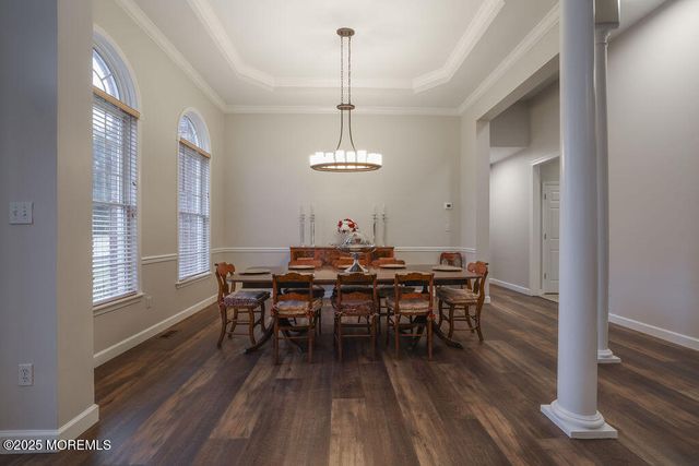 5 Popper Street, Manahawkin, NJ 08050