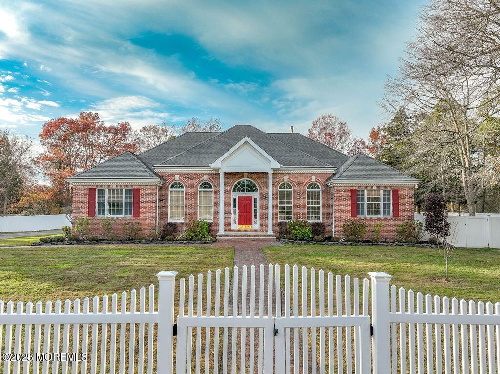 5 Popper Street, Manahawkin, NJ 08050