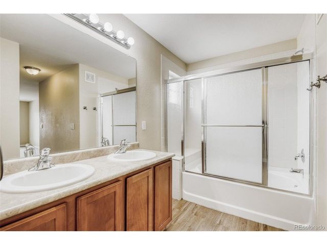 7621 S Quatar Way, Aurora, CO 80016