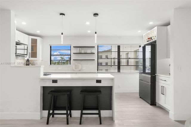 319 Preston H 319, Boca Raton, FL 33434
