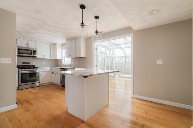 76 Juniper Lane 76, Tewksbury, MA 01876