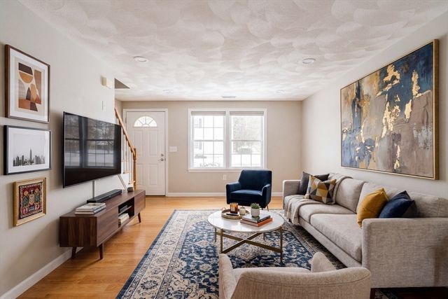 76 Juniper Lane 76, Tewksbury, MA 01876