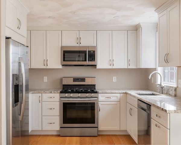 76 Juniper Lane 76, Tewksbury, MA 01876