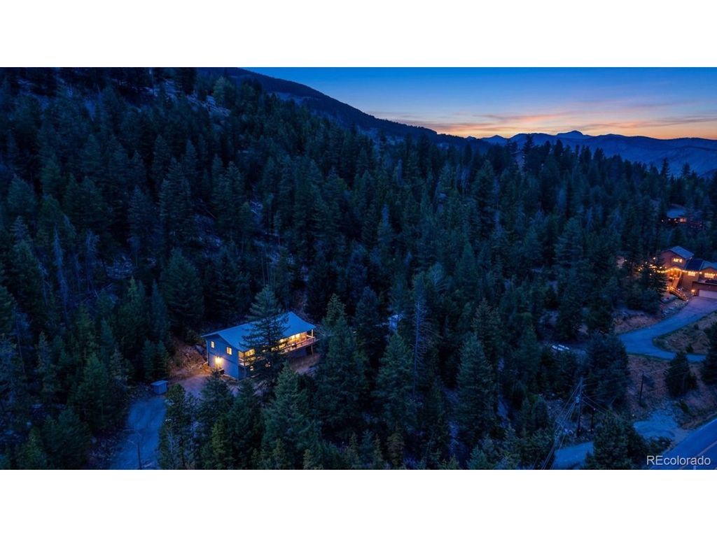990 Saddleback Dr, Evergreen, CO 80439