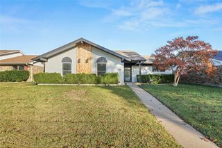 2118 Briarmeadow Drive, Garland, TX 75044