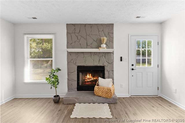 6870 Pin Oak Lane, Fayetteville, NC 28314