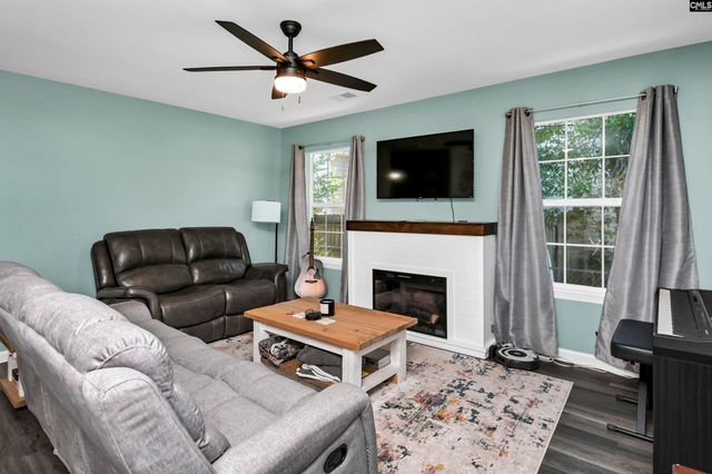 707 Holland Avenue, Cayce, SC 29033