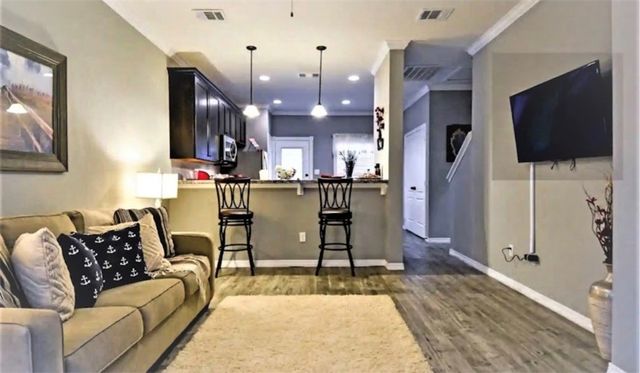 301 Southwest Parkway 317, College Station, TX 77840