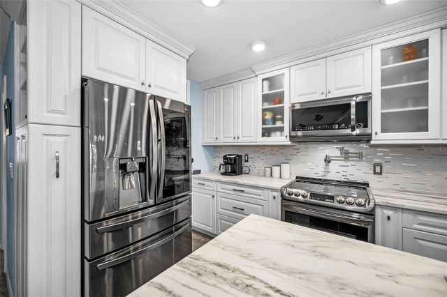 140 MARCDALE BOULEVARD, Indian Rocks Beach, FL 33785