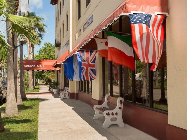 317 HILLVIEW ROAD, Venice, FL 34293