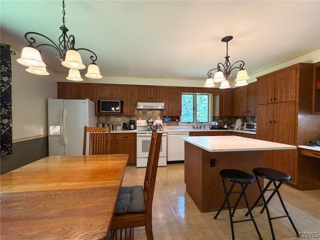 810 Steuben Road, Herkimer, NY 13350