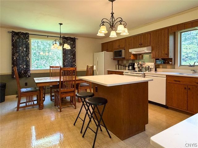 810 Steuben Road, Herkimer, NY 13350