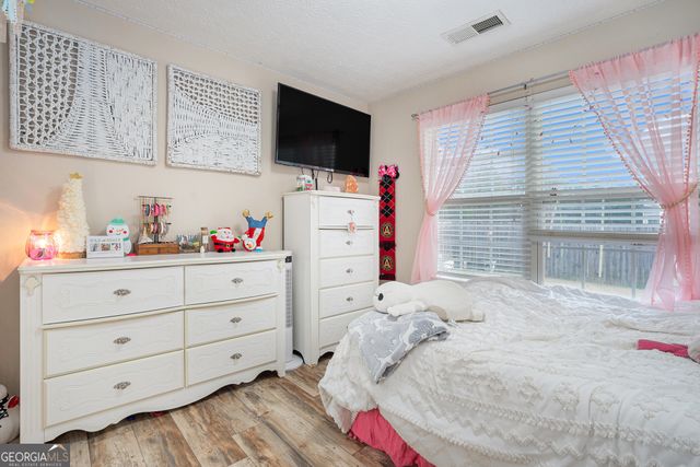 5117 Ashley Falls Court, Loganville, GA 30052