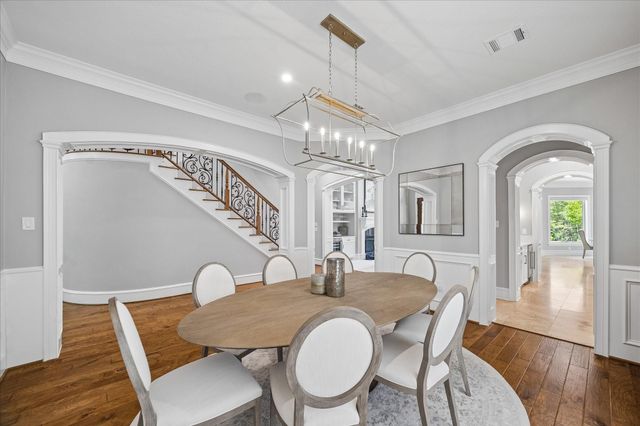 95 W Ambassador Bend, The Woodlands, TX 77382