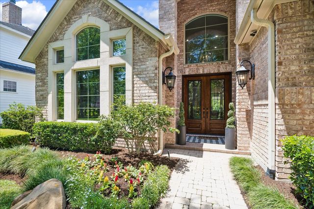 95 W Ambassador Bend, The Woodlands, TX 77382