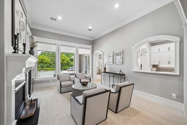 95 W Ambassador Bend, The Woodlands, TX 77382