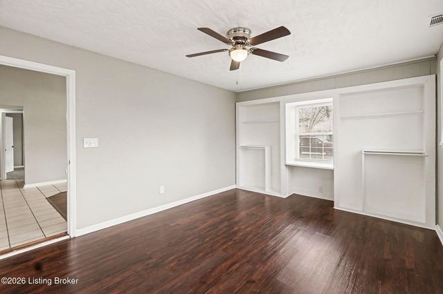 7309 Rainbow Dr, Louisville, KY 40272