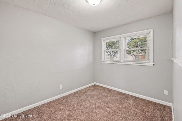 7309 Rainbow Dr, Louisville, KY 40272