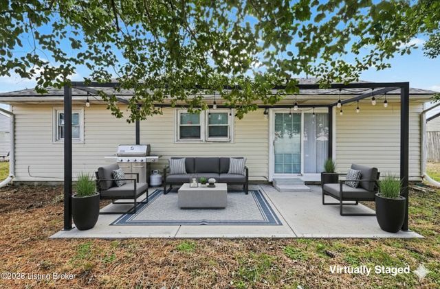 7309 Rainbow Dr, Louisville, KY 40272