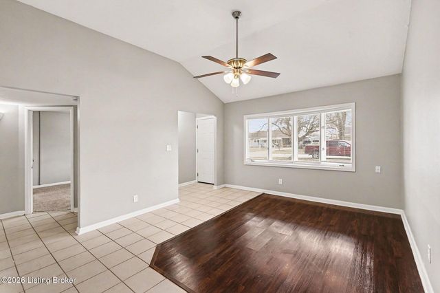 7309 Rainbow Dr, Louisville, KY 40272