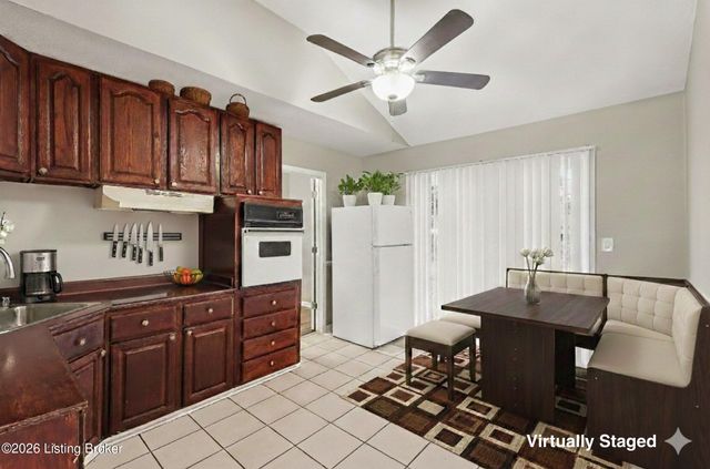 7309 Rainbow Dr, Louisville, KY 40272