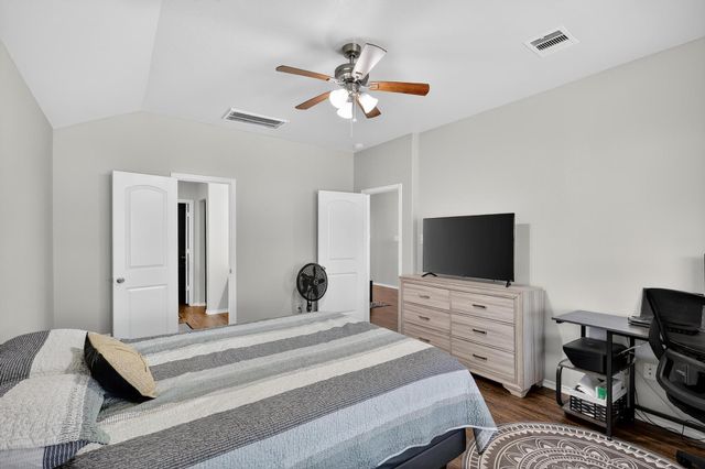 5636 Rainflower Terrace Lane, Spring, TX 77389