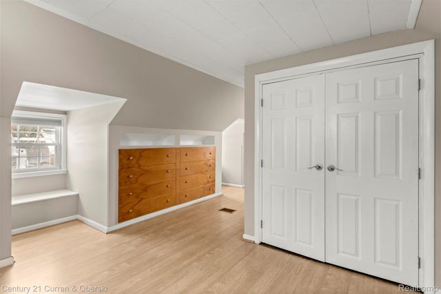 3238 Harding Street, Dearborn, MI 48124