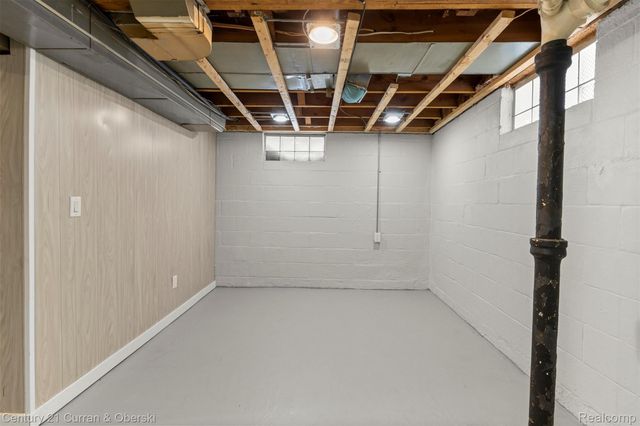 3238 Harding Street, Dearborn, MI 48124