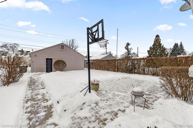 3238 Harding Street, Dearborn, MI 48124