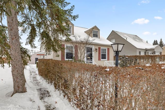 3238 Harding Street, Dearborn, MI 48124