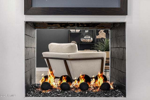 7770 E CAMELBACK Road 11, Scottsdale, AZ 85251