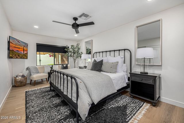 7770 E CAMELBACK Road 11, Scottsdale, AZ 85251