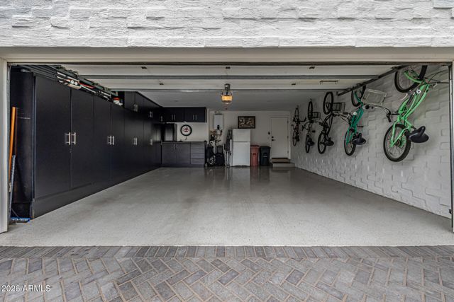 7770 E CAMELBACK Road 11, Scottsdale, AZ 85251